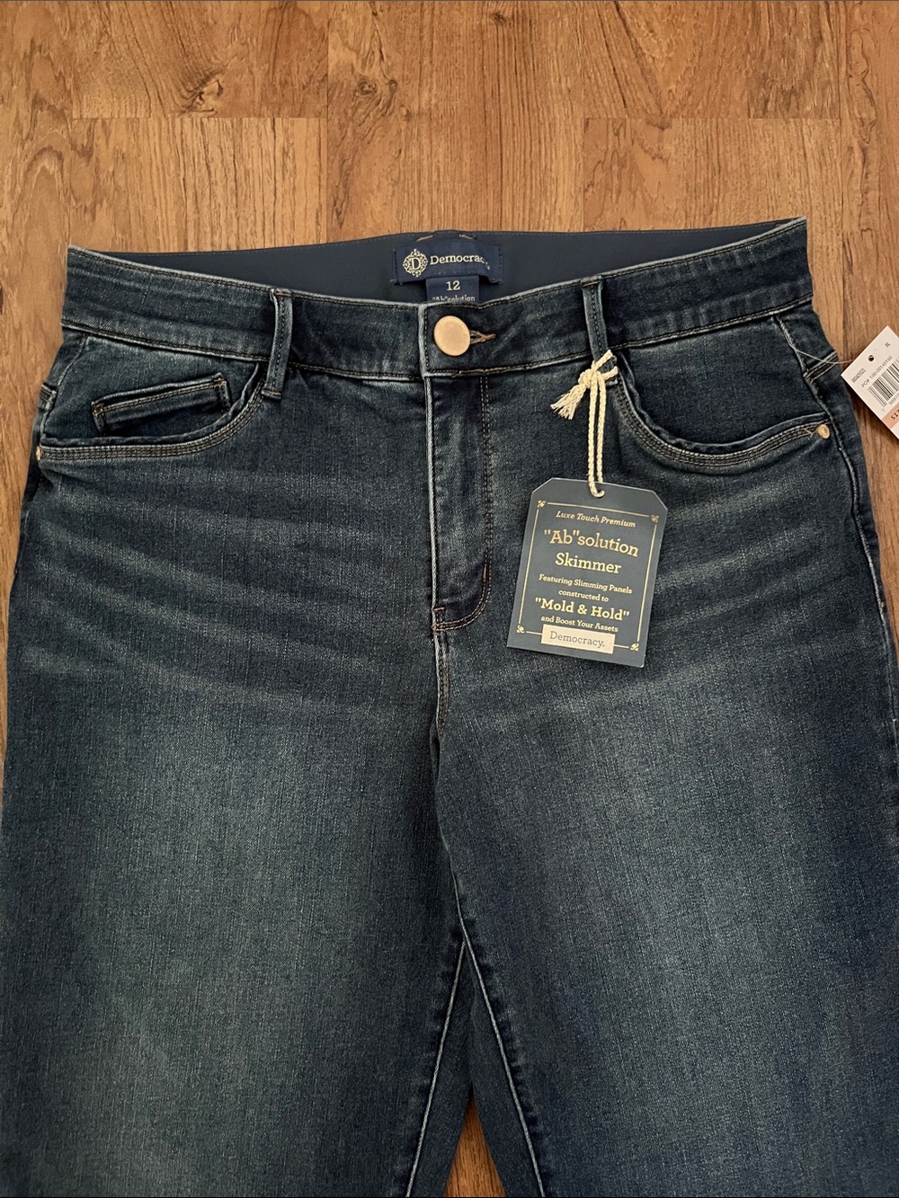 NWT Democracy Ab Solution 3D Embroidered Bow Skimmer Jeans - Picture 6 of 16